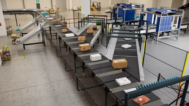 Beumer sortiert Packstücke
