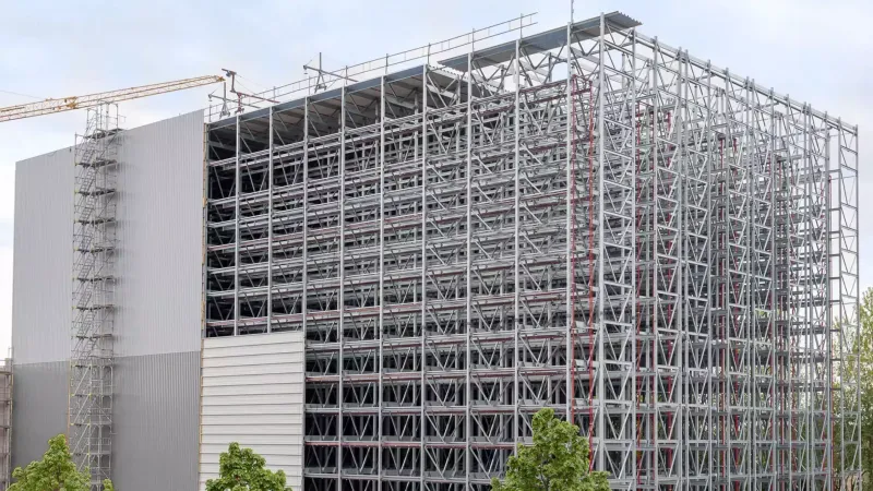 Automatisches Hochregallager von Klinkhammer wird gebaut
