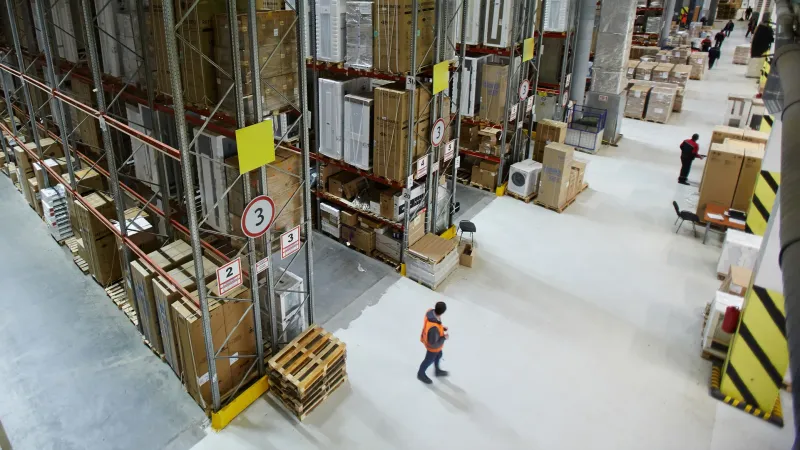 LOGISTIC-Hochregallager.