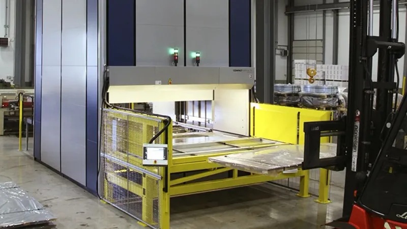 Lagerliftsystem von Weland in der Produktion