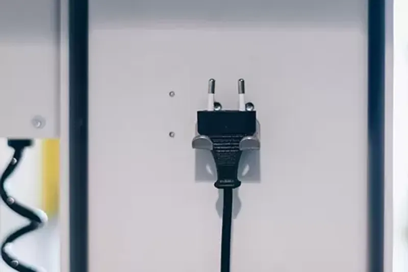 PA 35Push Around Charger