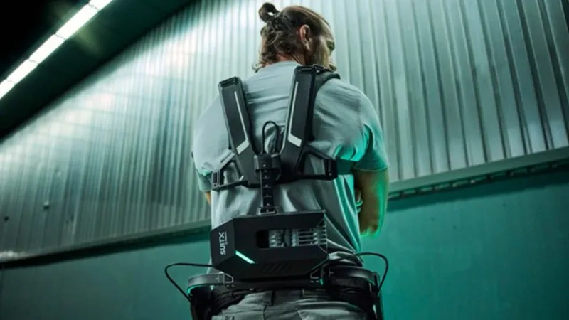 IX BACK VOLTON from the back